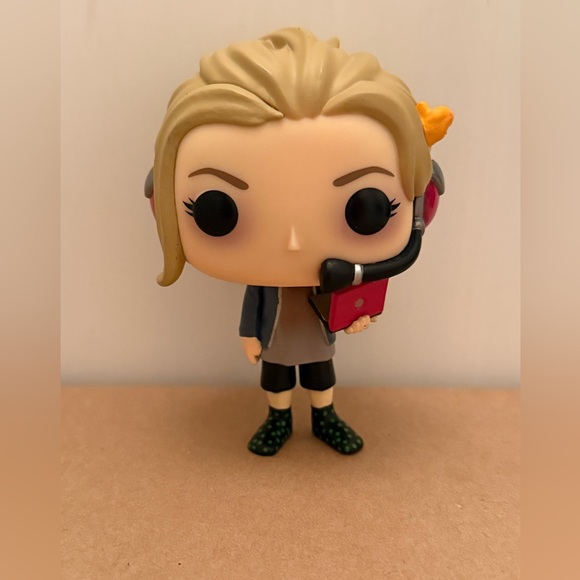The Big Bang Theory S2 Pop! Vinyl Figure Penny [780] - Picture 7 of 10